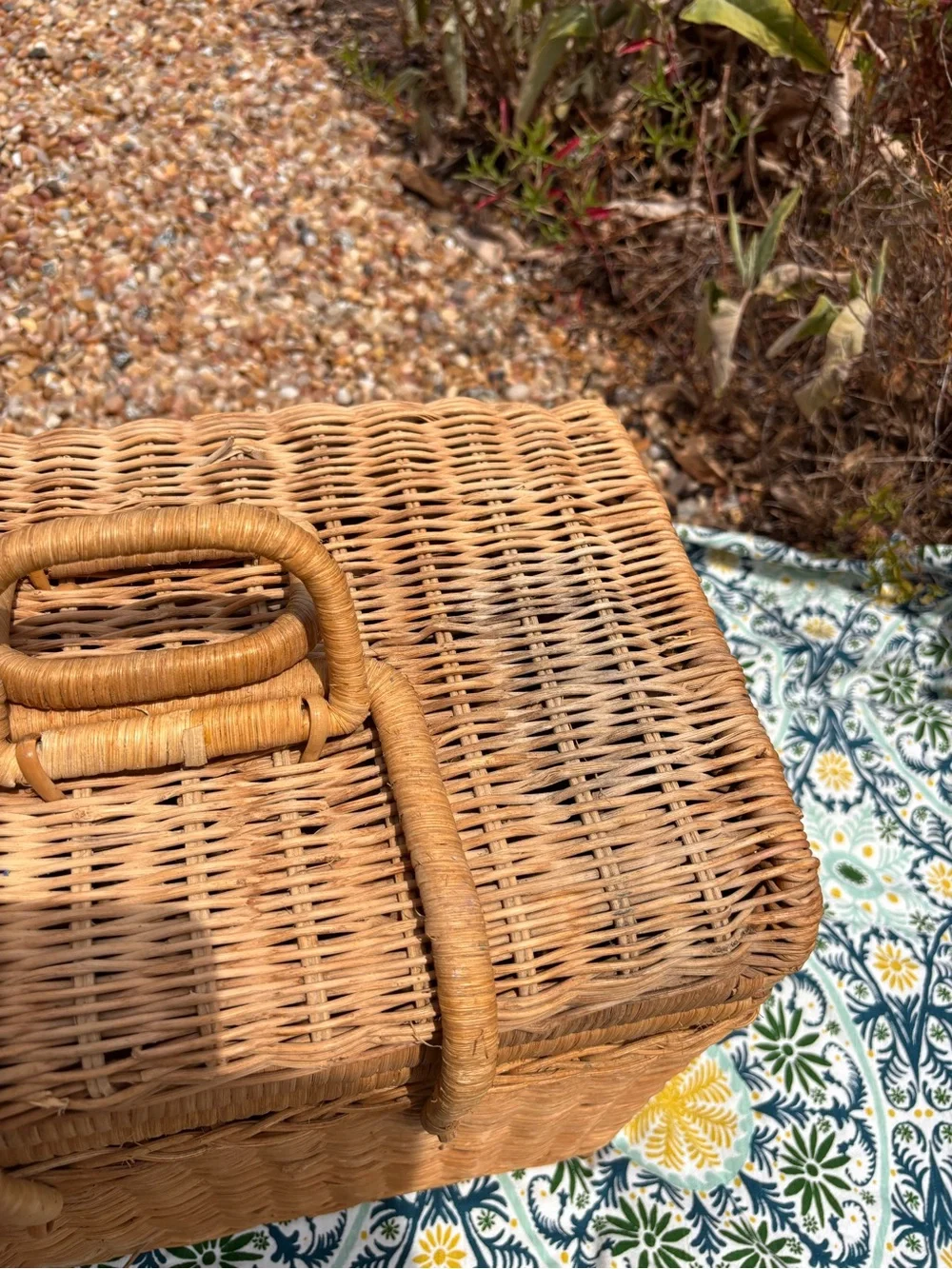 Vintage Wicker Picnic Basket with Locking Handles